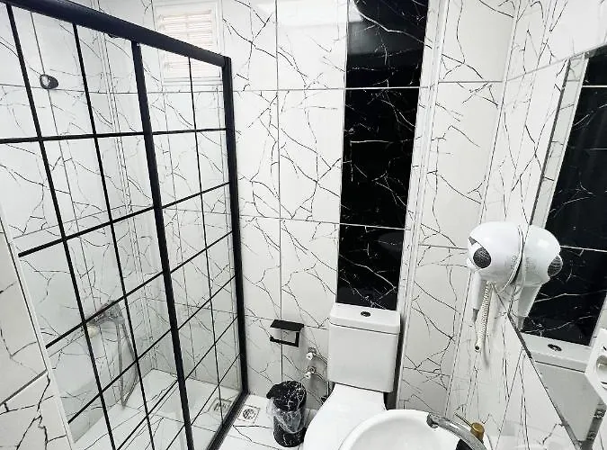 Karhal * 埃迪尔内